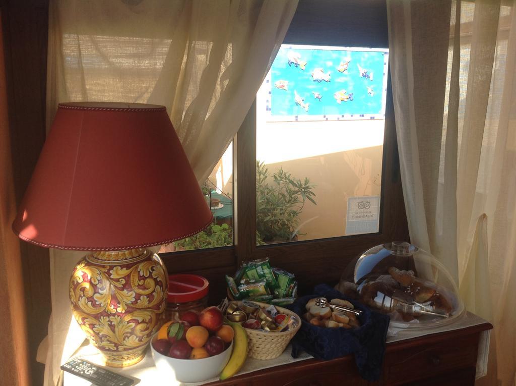 Le Cale Bed and Breakfast LMP Eksteriør billede